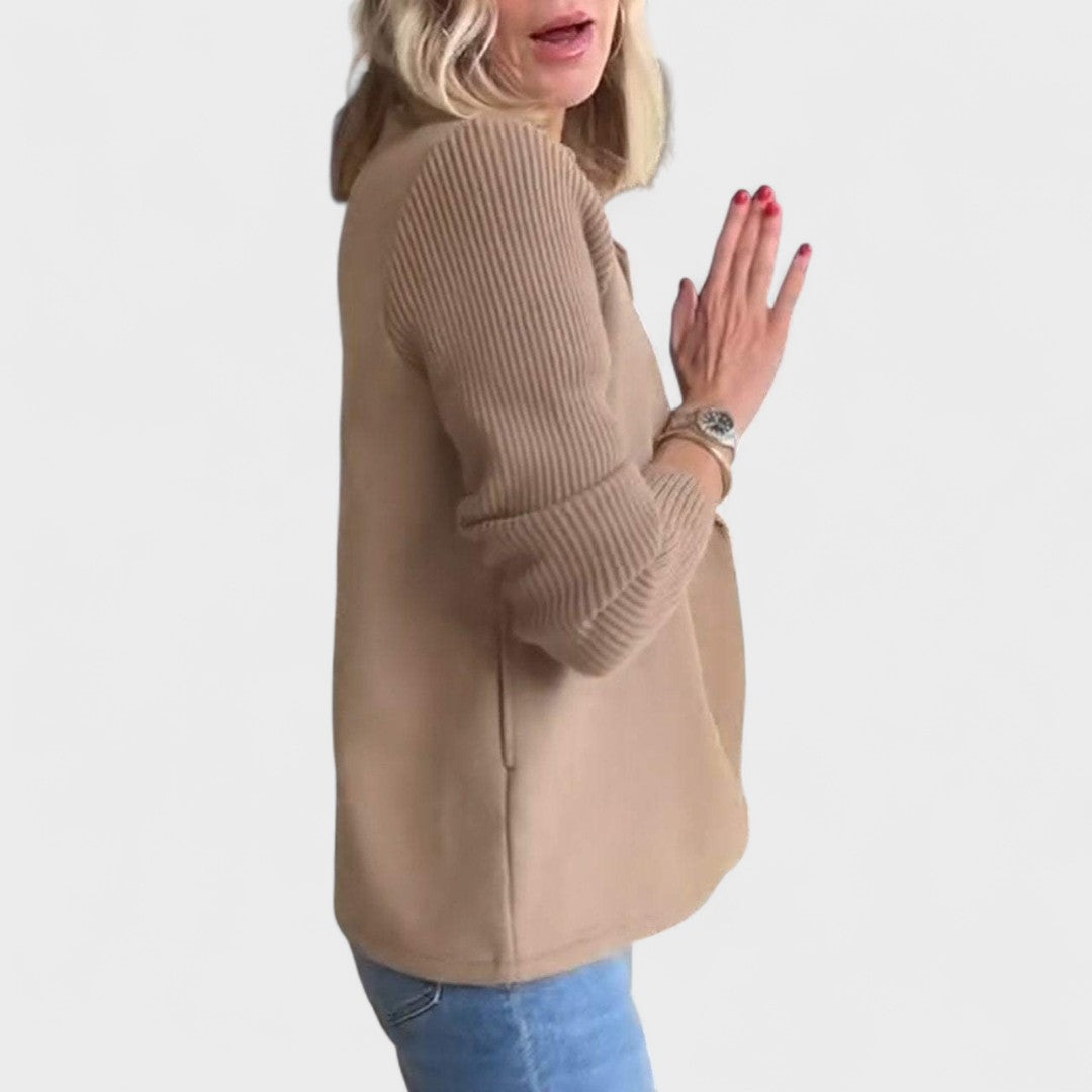 Ginta - Eleganta jaka ar adītām piedurknēm