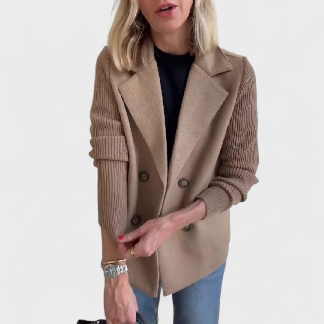 Ginta - Eleganta jaka ar adītām piedurknēm