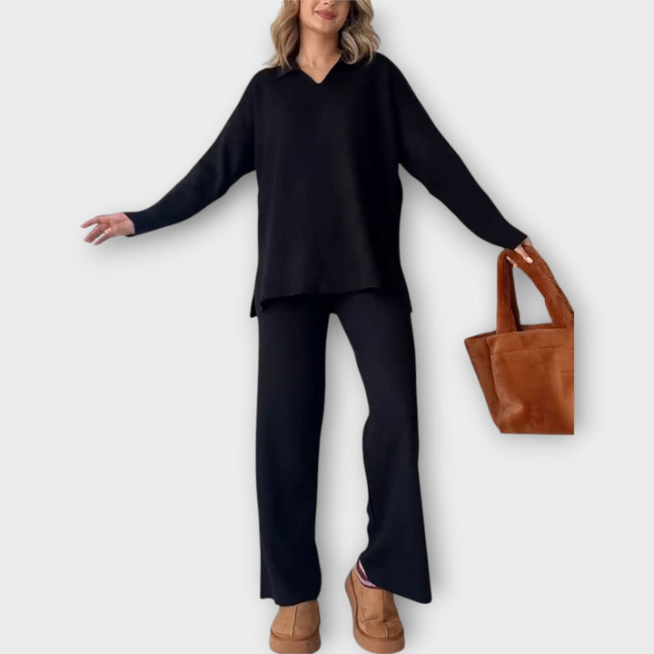 Ilze - Komplekts ar brīvu griezumu un minimālistisku dizainu