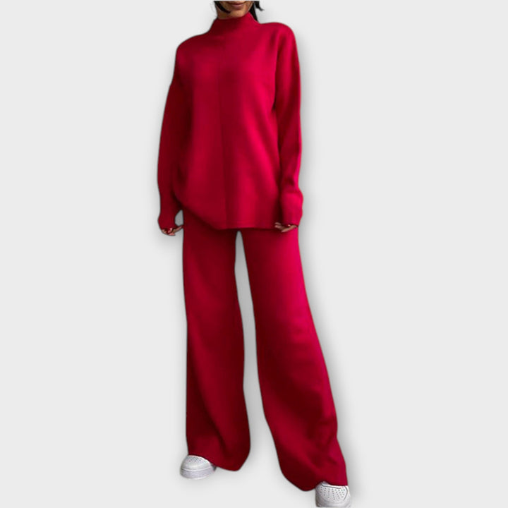 Dace - Komplekts ar brīvu griezumu un minimālistisku estētiku