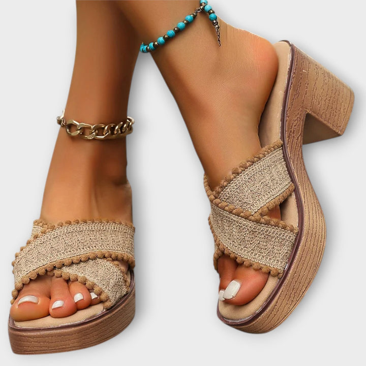 Austina - Stori kulni ar krustveida joslām