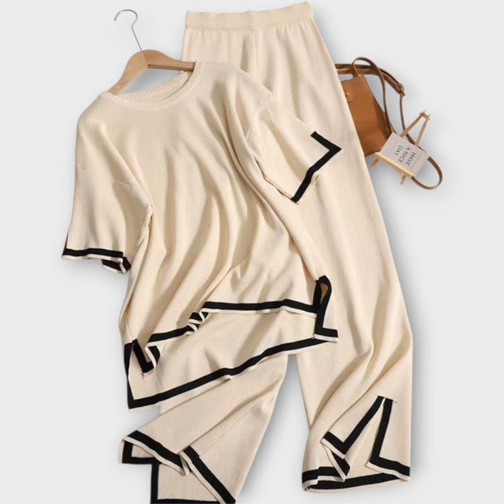 Anete - Adīts komplekts ar īsām piedurknēm un brīvu piegriezumu