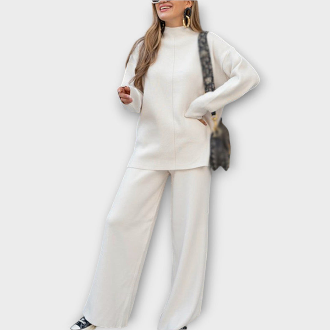 Dace - Komplekts ar brīvu griezumu un minimālistisku estētiku