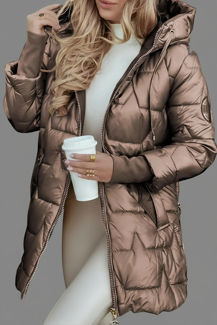 Marika - Elegants ziemas mētelis ar kapuci