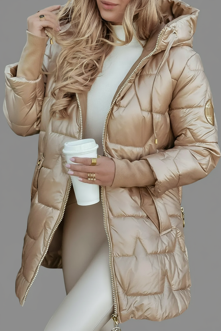 Marika - Elegants ziemas mētelis ar kapuci