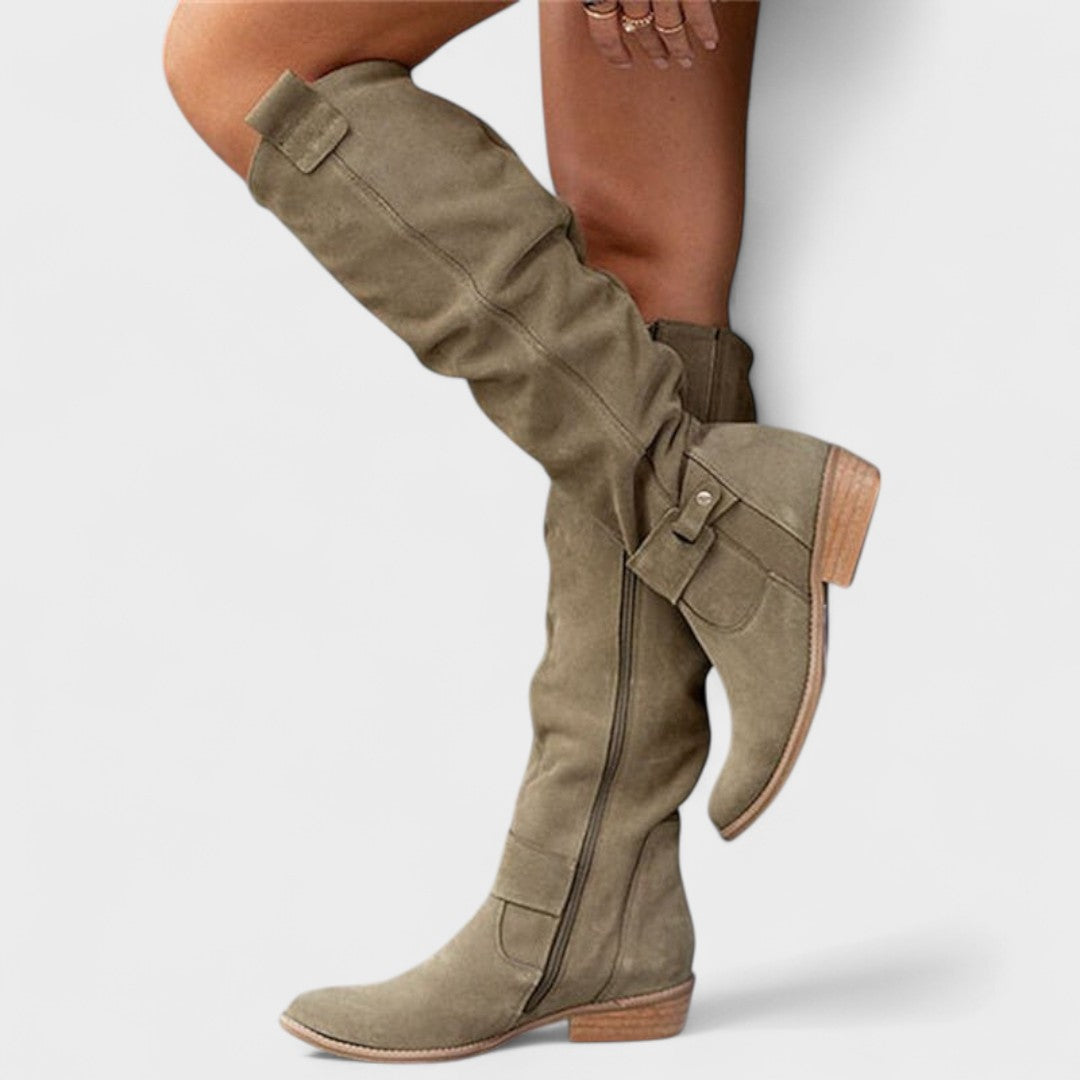 Austra - Augstpapēžu kurpes