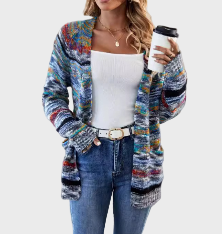 Madara - Daudzkrāsains Džemperis