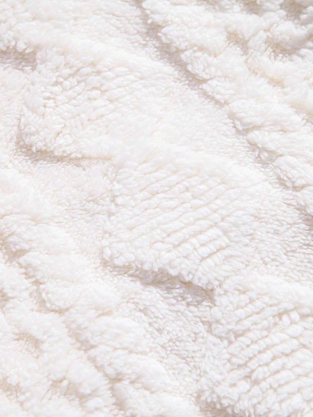 Мила - Нордическа Худи Перла