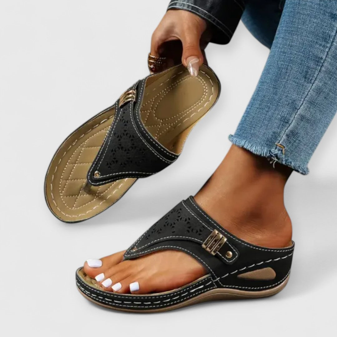 Йоана – Удобни сандали с елегантност