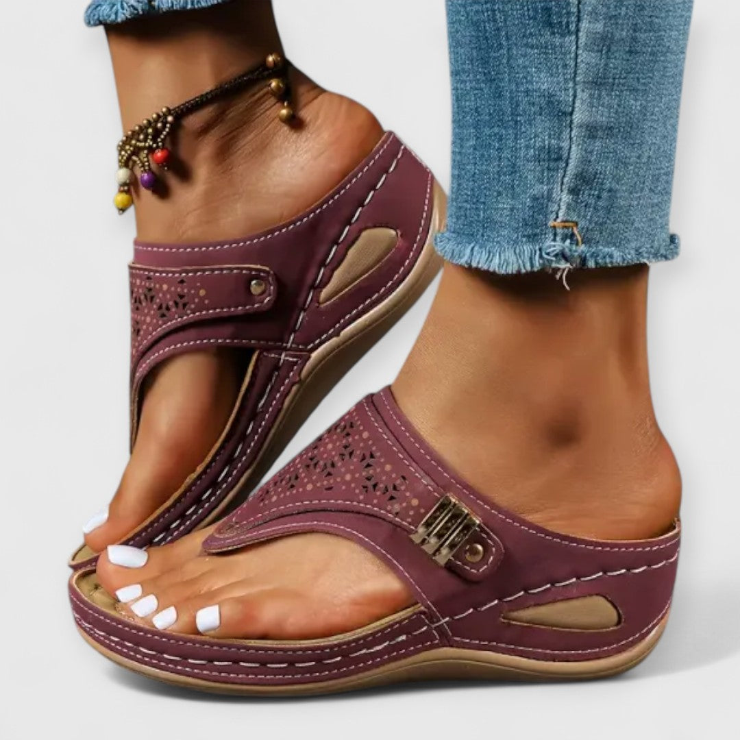 Йоана – Удобни сандали с елегантност